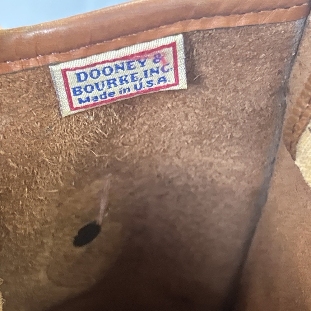 Vintage Dooney Bourke Essex All Weather Saddle Leather Crossbody Bag Purse - Picture 10 of 16